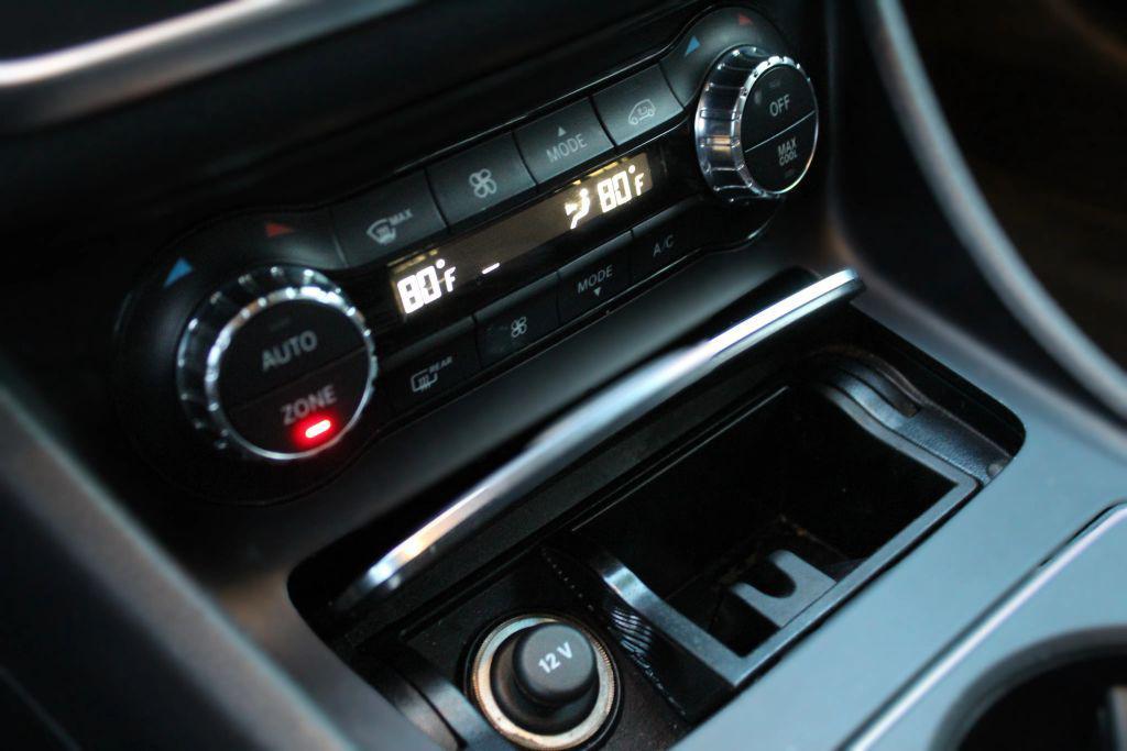 used 2020 Mercedes-Benz GLA 250 car, priced at $15,900