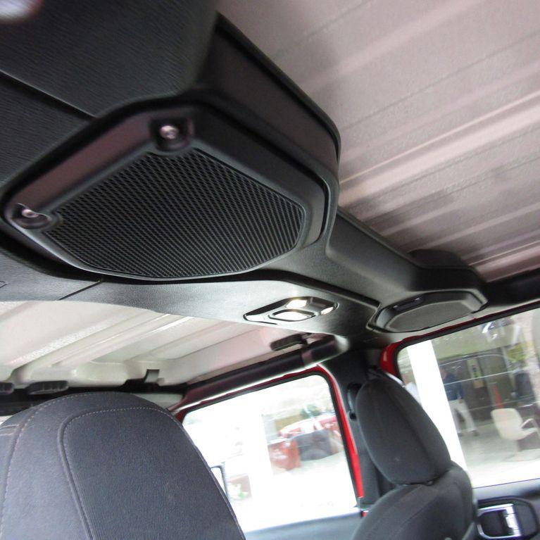 used 2021 Jeep Wrangler Unlimited car, priced at $31,498