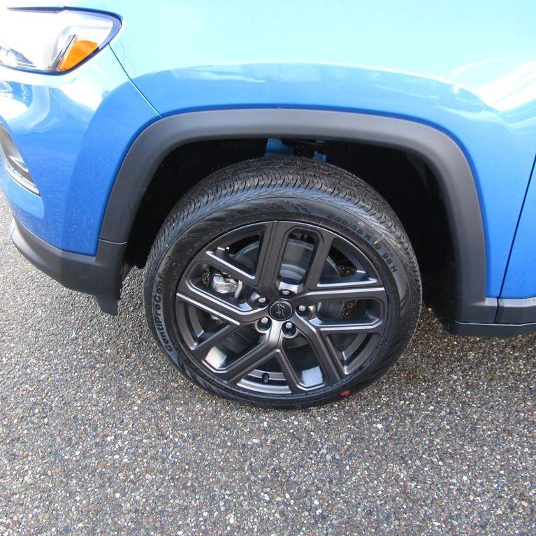 new 2026 Jeep Compass car, priced at $27,668