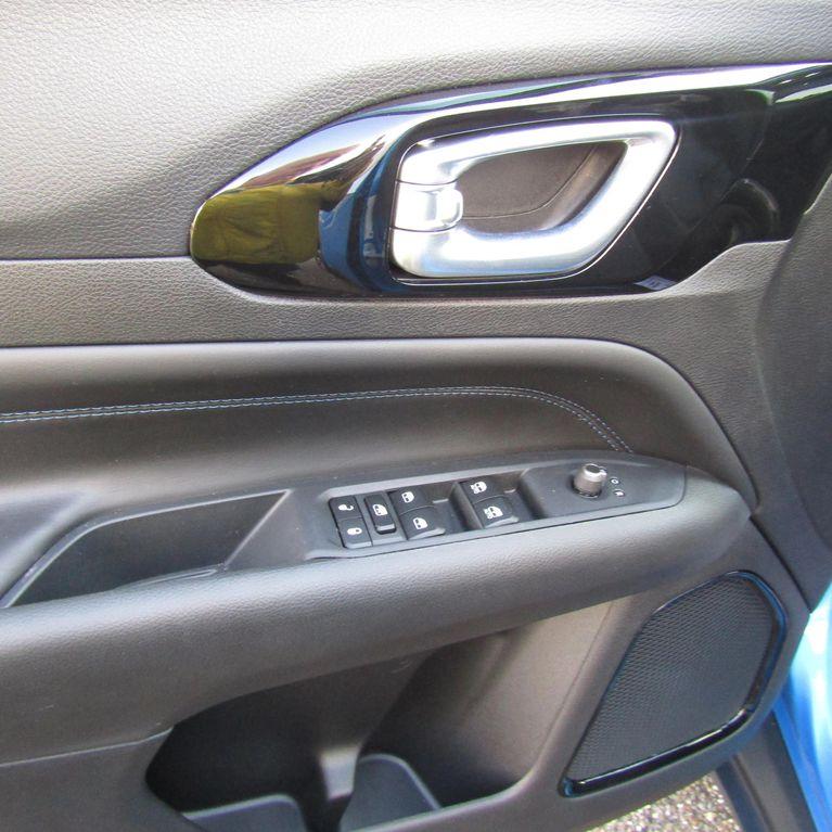 new 2026 Jeep Compass car, priced at $27,668