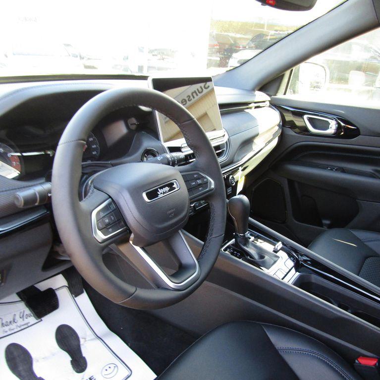 new 2026 Jeep Compass car, priced at $25,375