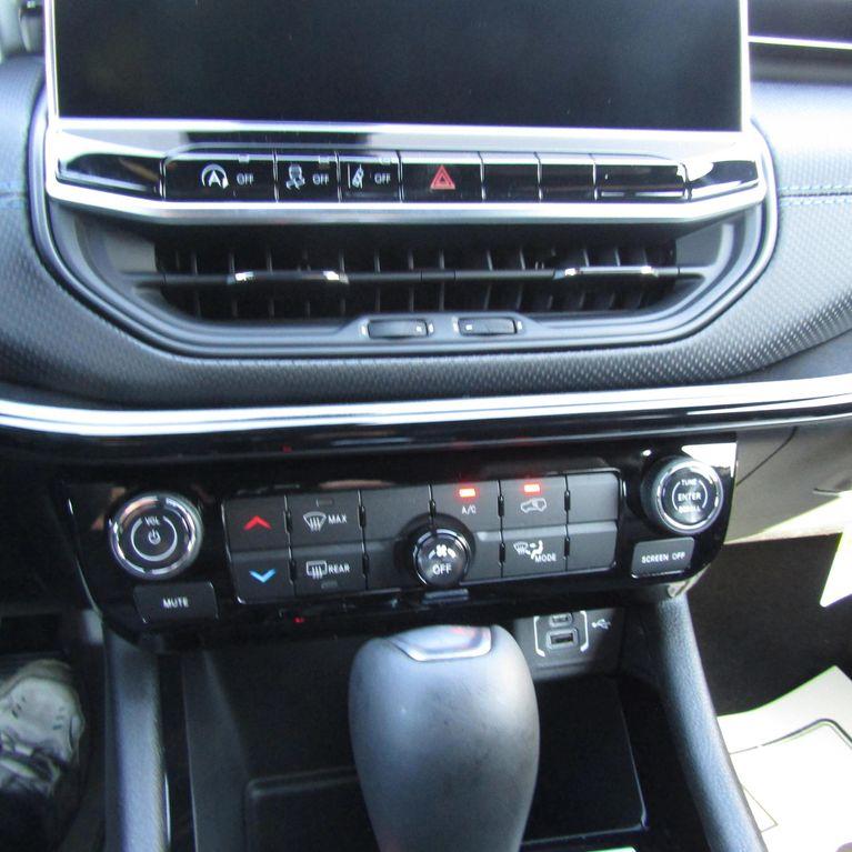 new 2026 Jeep Compass car, priced at $25,375