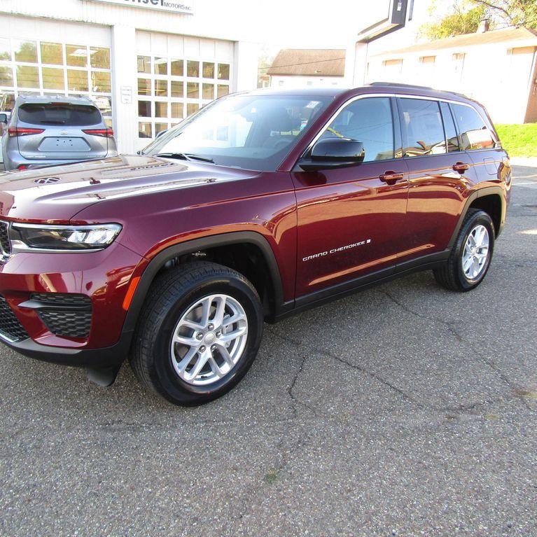 new 2025 Jeep Grand Cherokee car, priced at $32,703