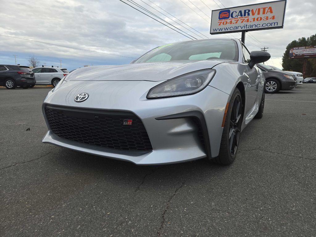 used 2023 Toyota GR86 car, priced at $26,485