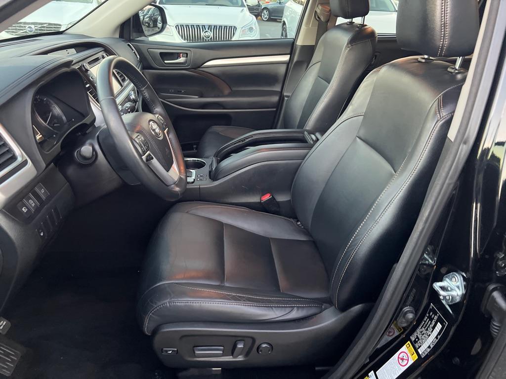 used 2017 Toyota Highlander car, priced at $18,995