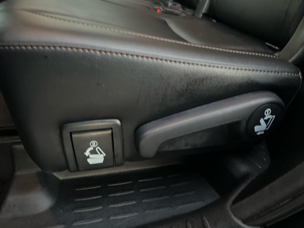 used 2017 Toyota Highlander car, priced at $18,995