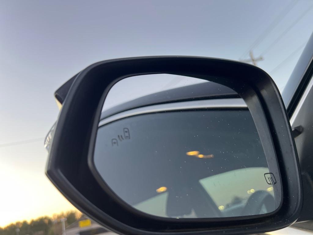 used 2017 Toyota Highlander car, priced at $18,995