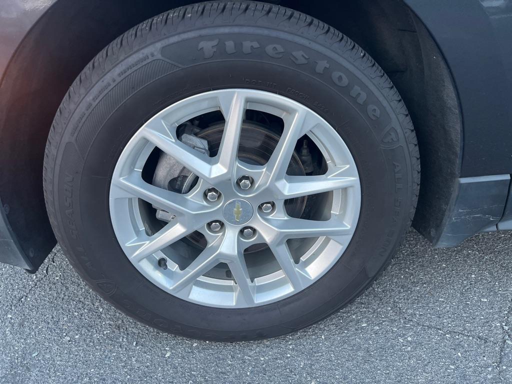 used 2022 Chevrolet Equinox car, priced at $12,995