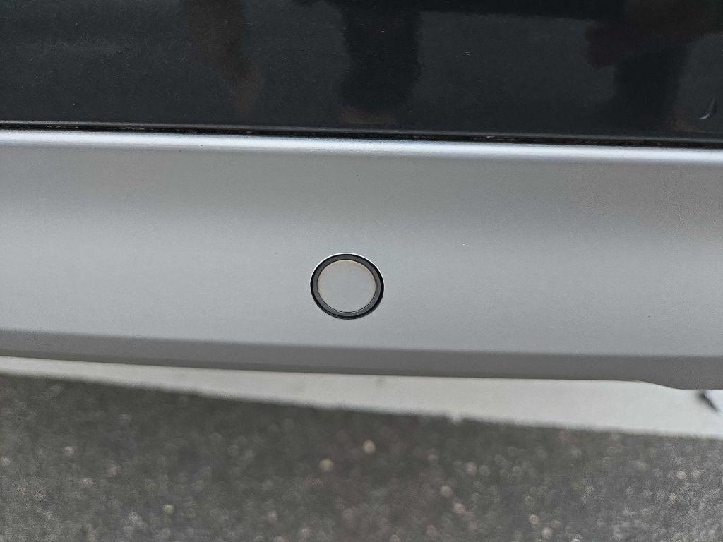 used 2016 Volvo XC90 car, priced at $10,850