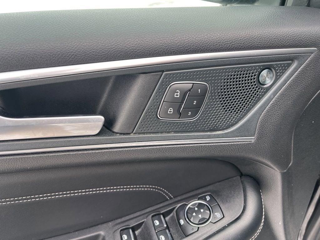 used 2024 Ford Edge car, priced at $20,994