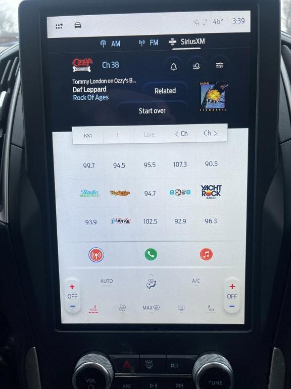 used 2024 Ford Edge car, priced at $20,494