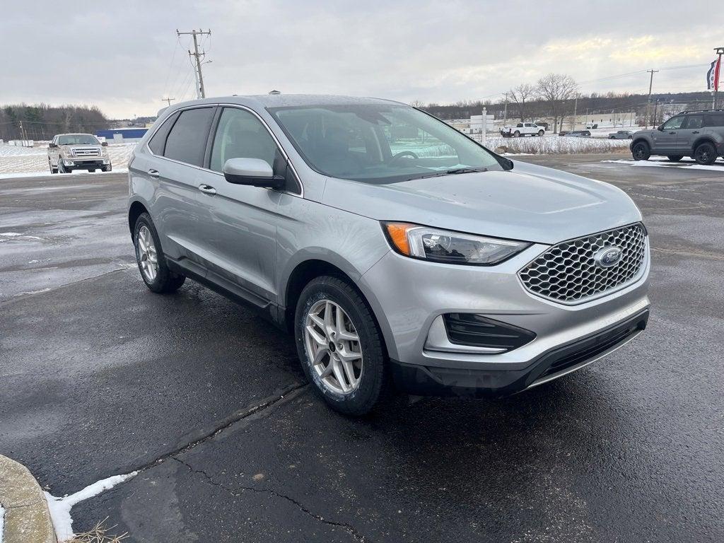 used 2024 Ford Edge car, priced at $20,494