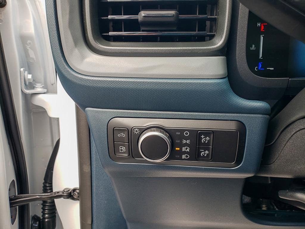 new 2025 Ford Maverick car, priced at $30,325