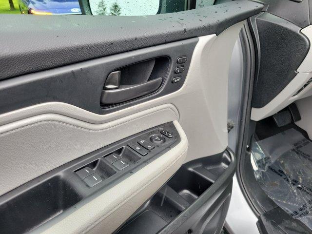 used 2024 Honda Odyssey car, priced at $33,986