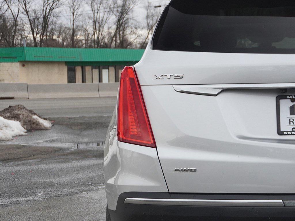 used 2018 Cadillac XT5 car, priced at $13,995