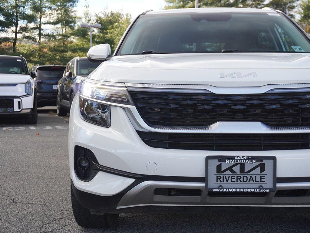 used 2023 Kia Seltos car, priced at $15,295