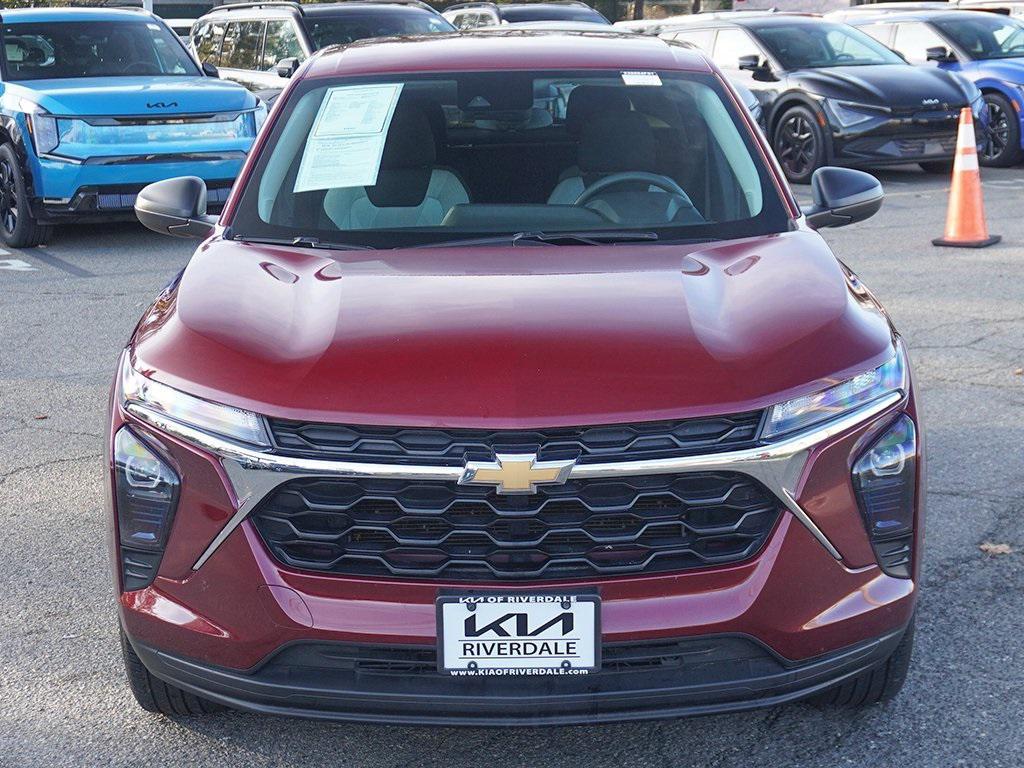 used 2024 Chevrolet Trax car, priced at $14,795