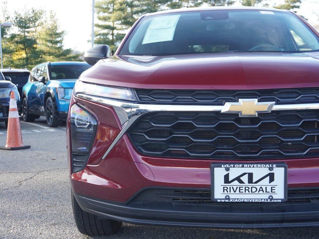 used 2024 Chevrolet Trax car, priced at $14,795