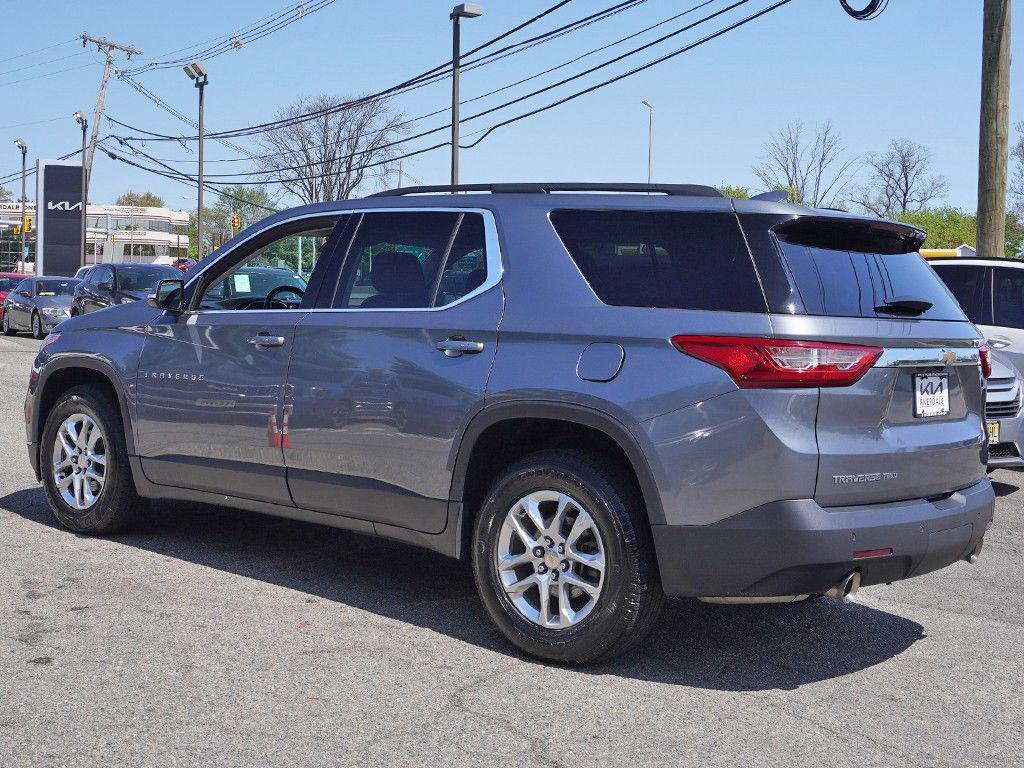 used 2020 Chevrolet Traverse car, priced at $15,399
