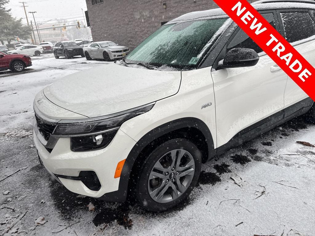 used 2023 Kia Seltos car, priced at $17,999