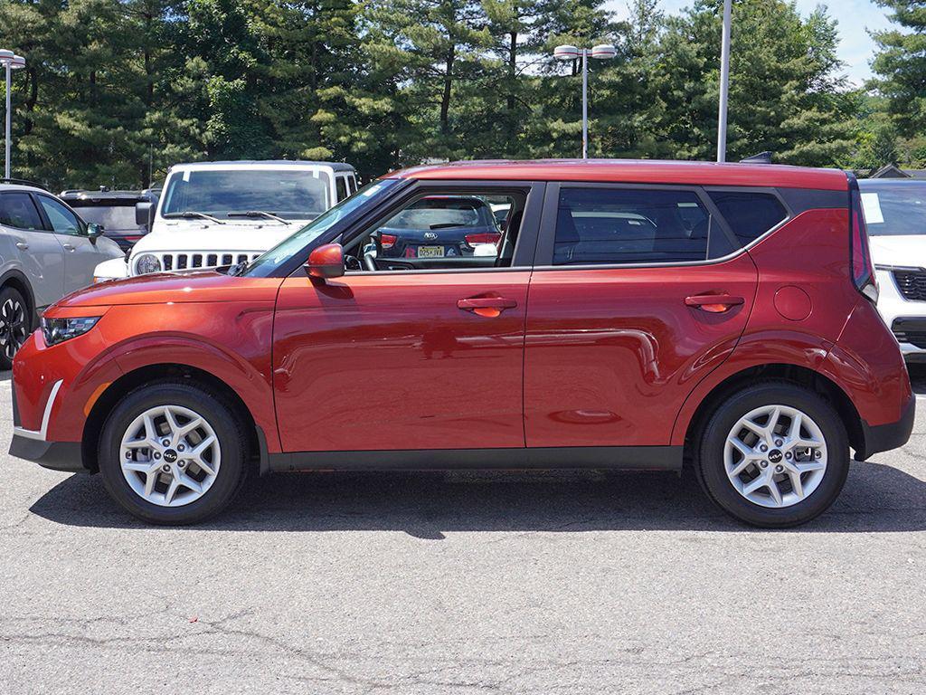 used 2025 Kia Soul car, priced at $19,798