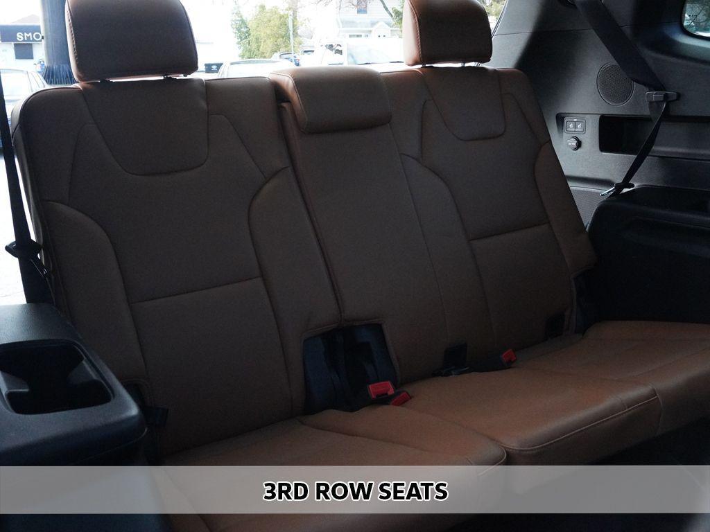 used 2024 Kia Telluride car, priced at $39,799