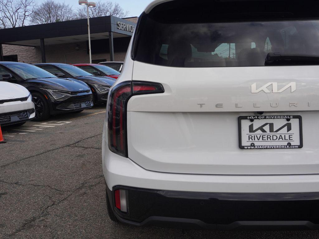 used 2024 Kia Telluride car, priced at $39,799