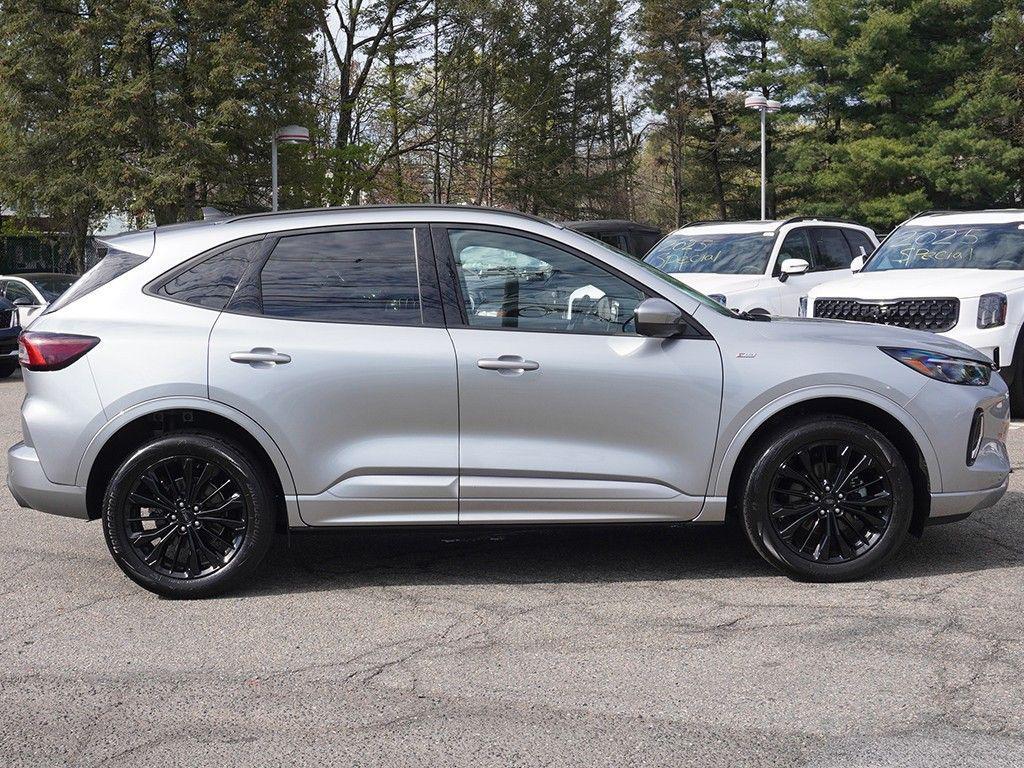 used 2023 Ford Escape car, priced at $24,749