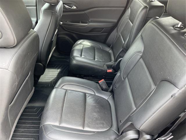 used 2023 GMC Acadia car, priced at $25,989