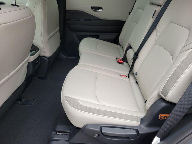 new 2026 Nissan Pathfinder car, priced at $45,110