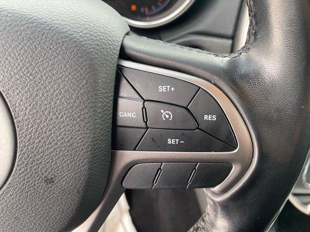 used 2021 Jeep Grand Cherokee car, priced at $21,277