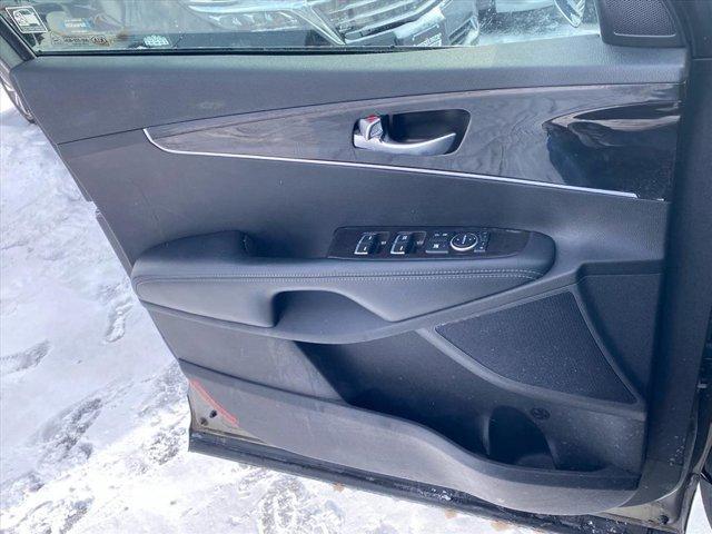 used 2018 Kia Sorento car, priced at $12,723