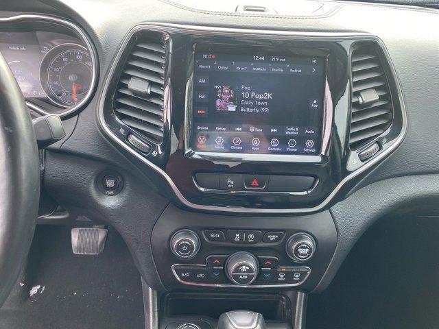 used 2020 Jeep Cherokee car, priced at $19,076