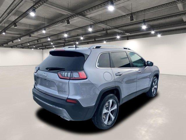 used 2020 Jeep Cherokee car, priced at $19,076
