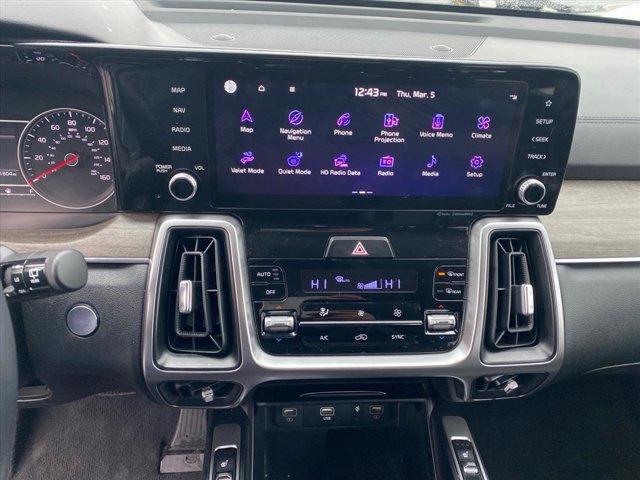 used 2023 Kia Sorento car, priced at $28,542