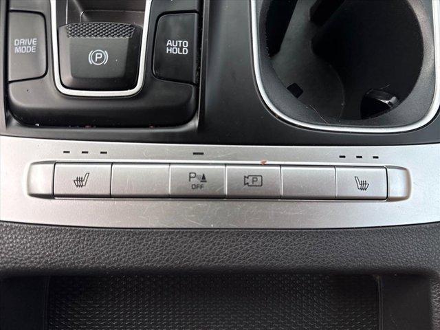 used 2023 Kia Carnival car, priced at $24,444