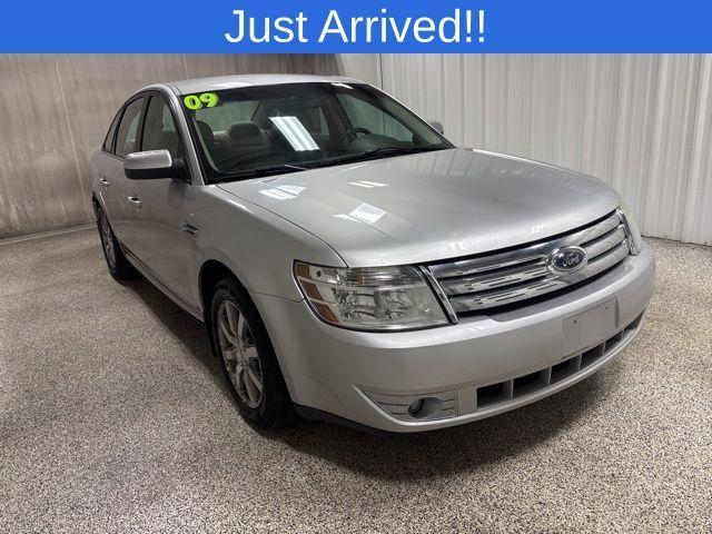 used 2009 Ford Taurus car, priced at $3,500
