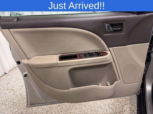 used 2009 Ford Taurus car, priced at $3,500