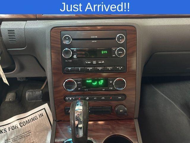 used 2009 Ford Taurus car, priced at $3,500