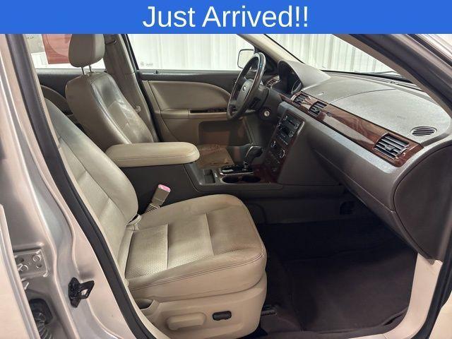 used 2009 Ford Taurus car, priced at $3,500