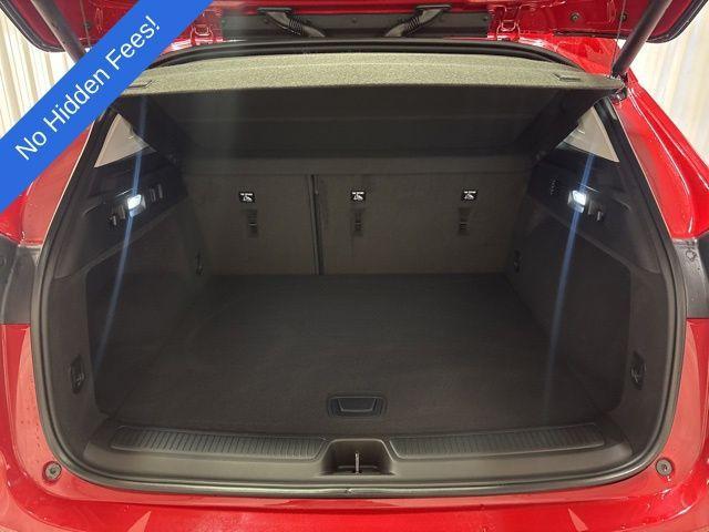 new 2025 Buick Envision car, priced at $40,038