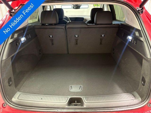 new 2025 Buick Envision car, priced at $39,128