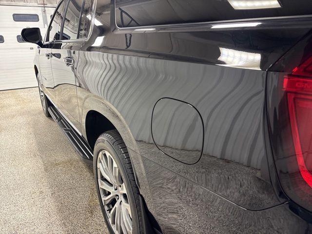 used 2022 GMC Yukon XL car, priced at $51,379