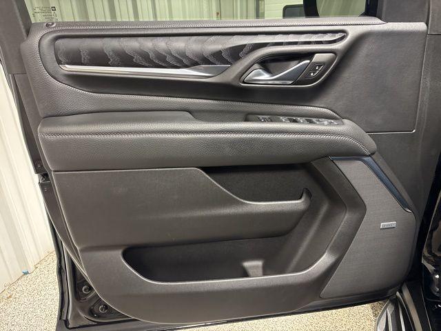 used 2022 GMC Yukon XL car, priced at $51,379