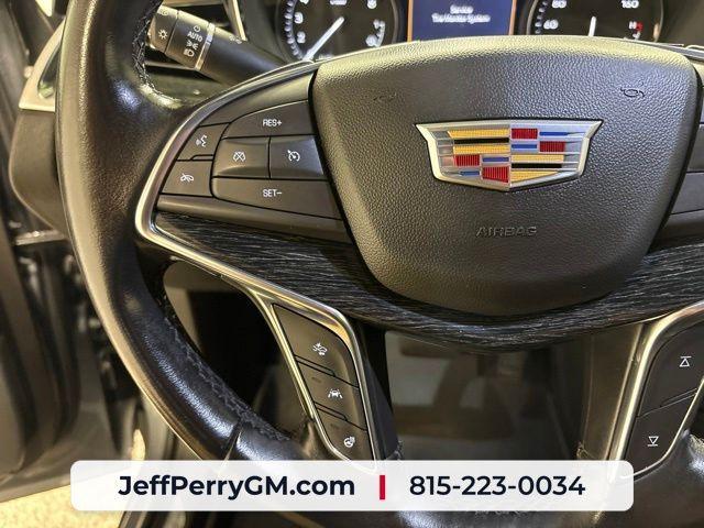 used 2021 Cadillac XT5 car, priced at $19,135