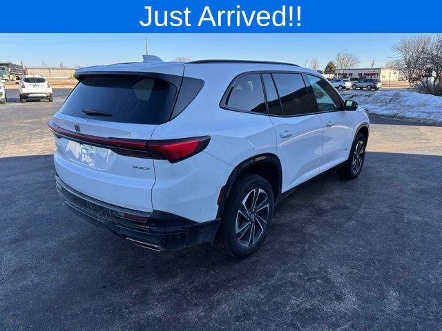 used 2025 Buick Enclave car, priced at $38,628