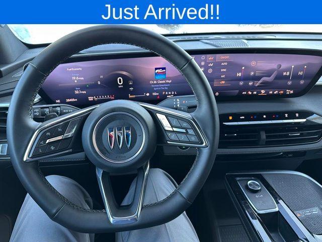 used 2025 Buick Enclave car, priced at $38,628