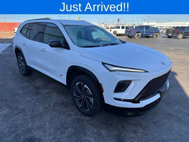 used 2025 Buick Enclave car, priced at $38,628