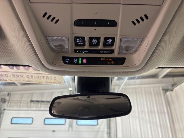 2022 White Frost Tri-Coat Buick Enclave