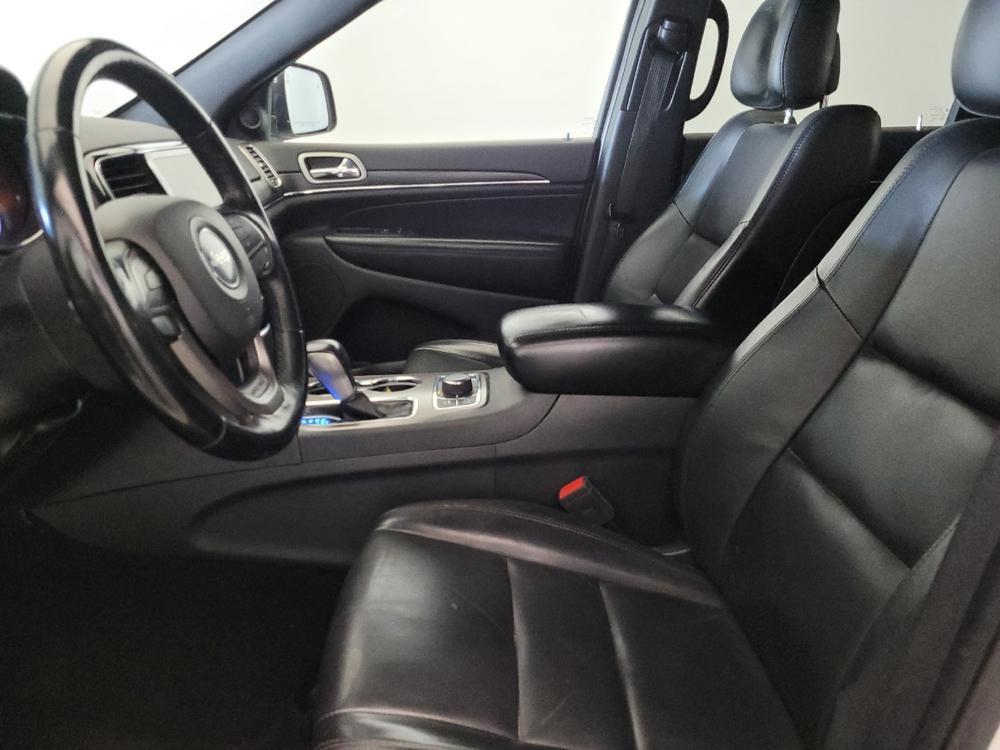 used 2021 Jeep Grand Cherokee car, priced at $29,095